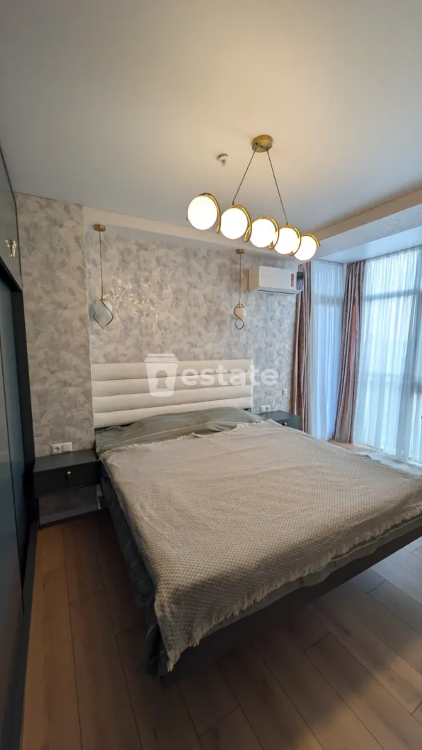 Selling a modern 2+1 apartment near the Alley of Heroes — photo 4