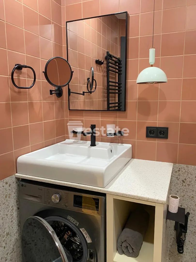 Selling a modern studio in the Elt quarter — photo 9