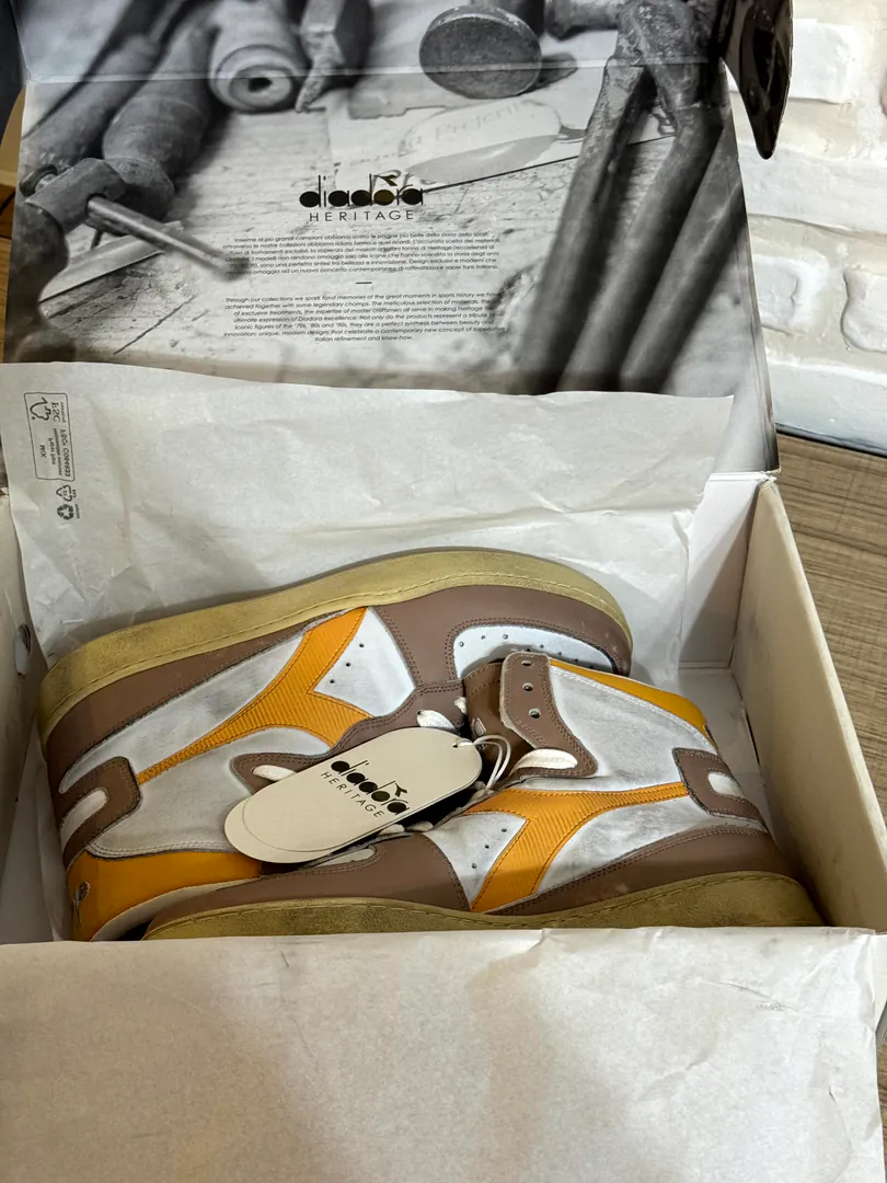 Diadora | High top leather sneakers unisex — photo 6