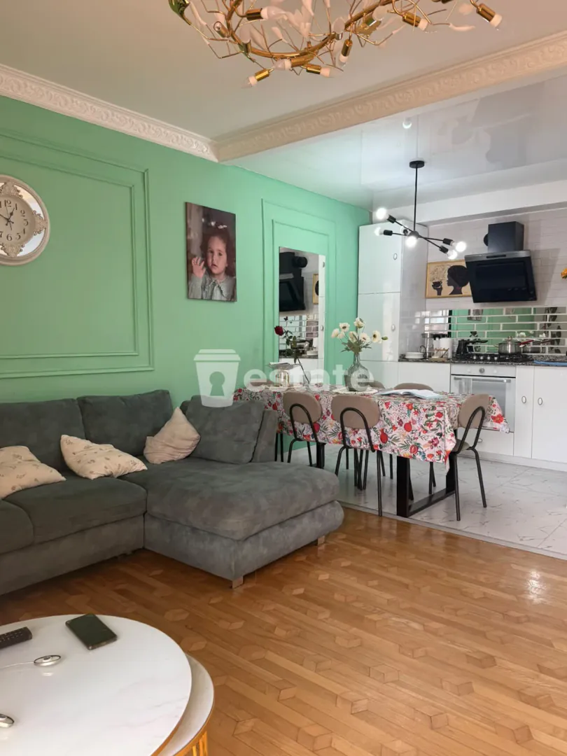 Selling a cozy 1+1 near Park 6 May — photo 1