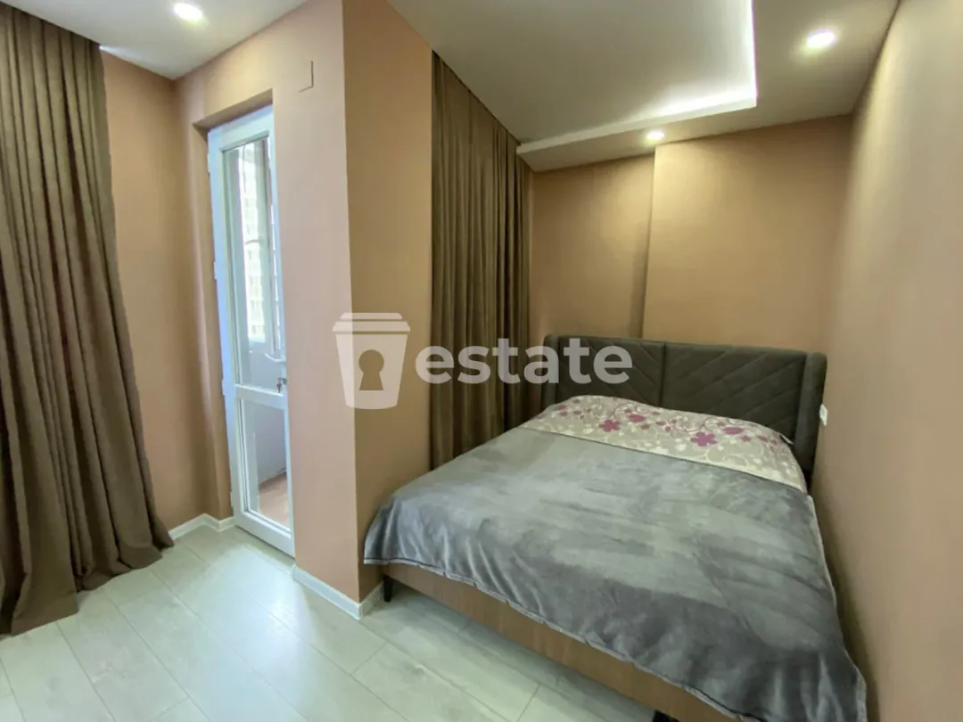 Selling spacious 1+1 near Grand Mall — photo 4