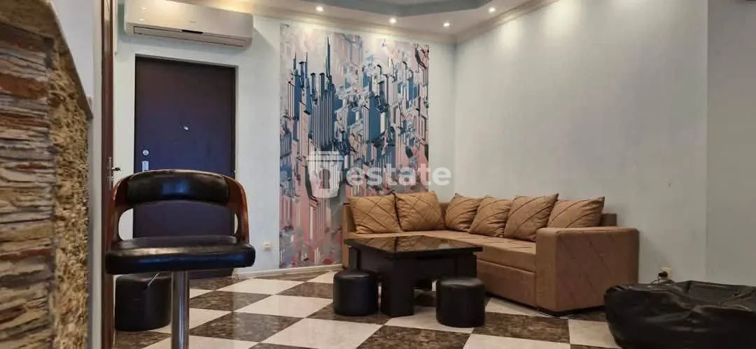 Selling a cozy 2+1 apartment near the Alley of Heroes — photo 1