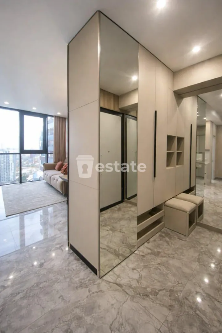 Selling spacious 2+1 on Heroes Alley — photo 8
