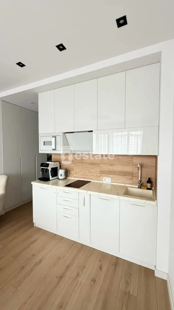 Selling a comfortable studio near Grand Mall — photo 3