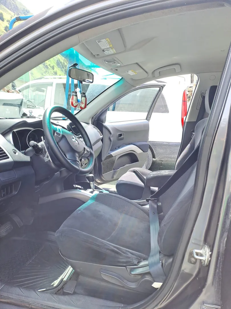Mitsubishi Outlander 2006 — ფოტო 3