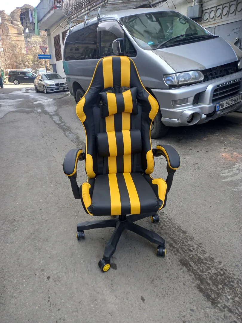 Armchair — photo 1