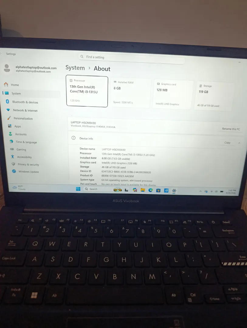 ASUS Vivobook Laptop (13th Gen 2025) — photo 3