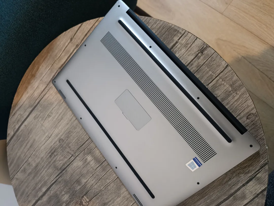 Laptop Dell XPS 15 (9560) — photo 3
