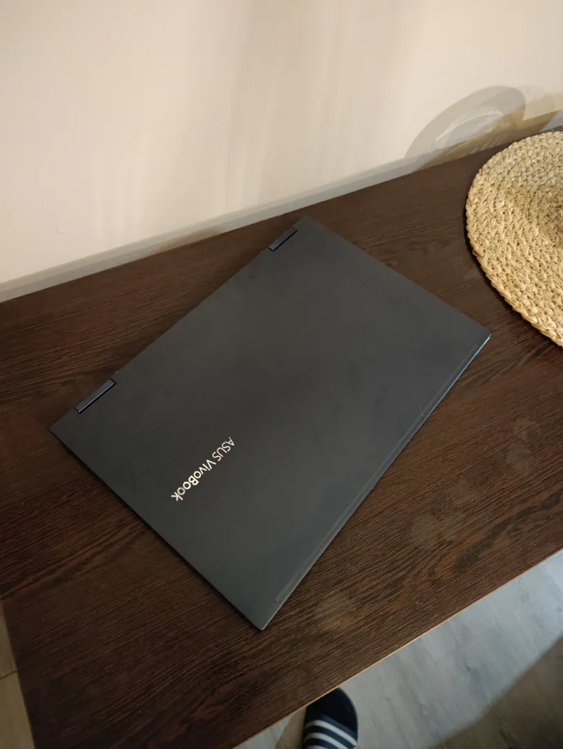 ASUS VivoBook TM420U Touchscreen Laptop — photo 6