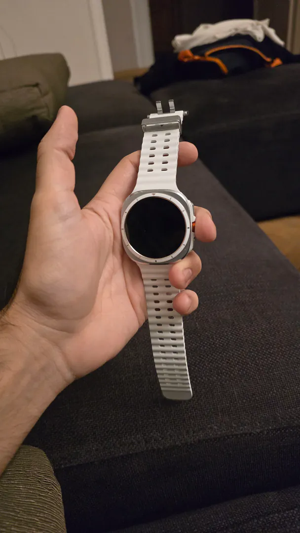 Samsung Galaxy Watch Ultra — ფოტო 2
