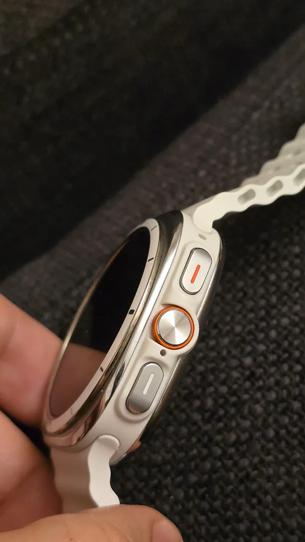 Samsung Galaxy Watch Ultra — ფოტო 1