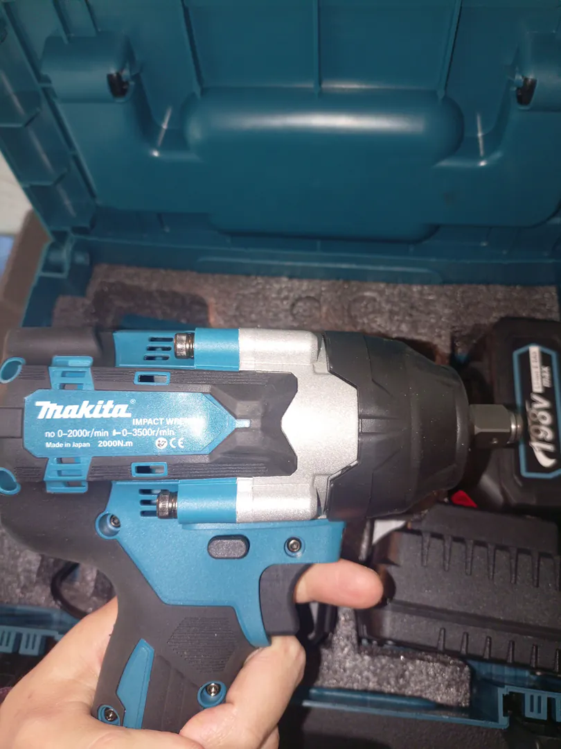 Impact wrench — photo 1
