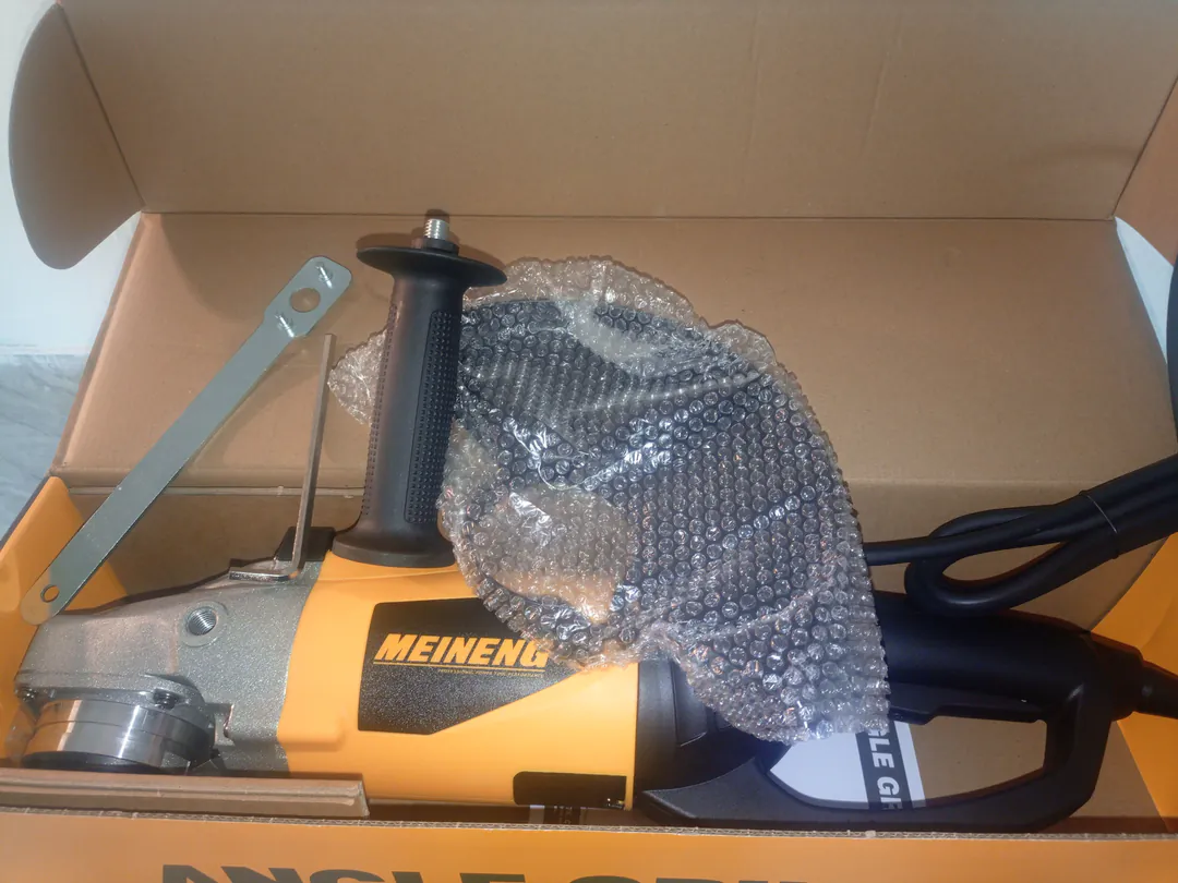 Angle Grinder — photo 1