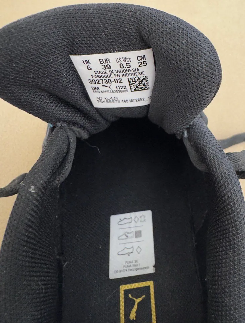 Women's Puma sneakers — photo 3