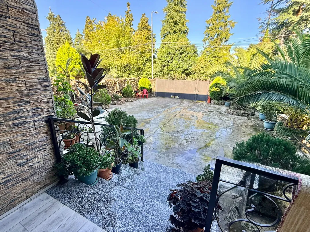 House for Rent — photo 2