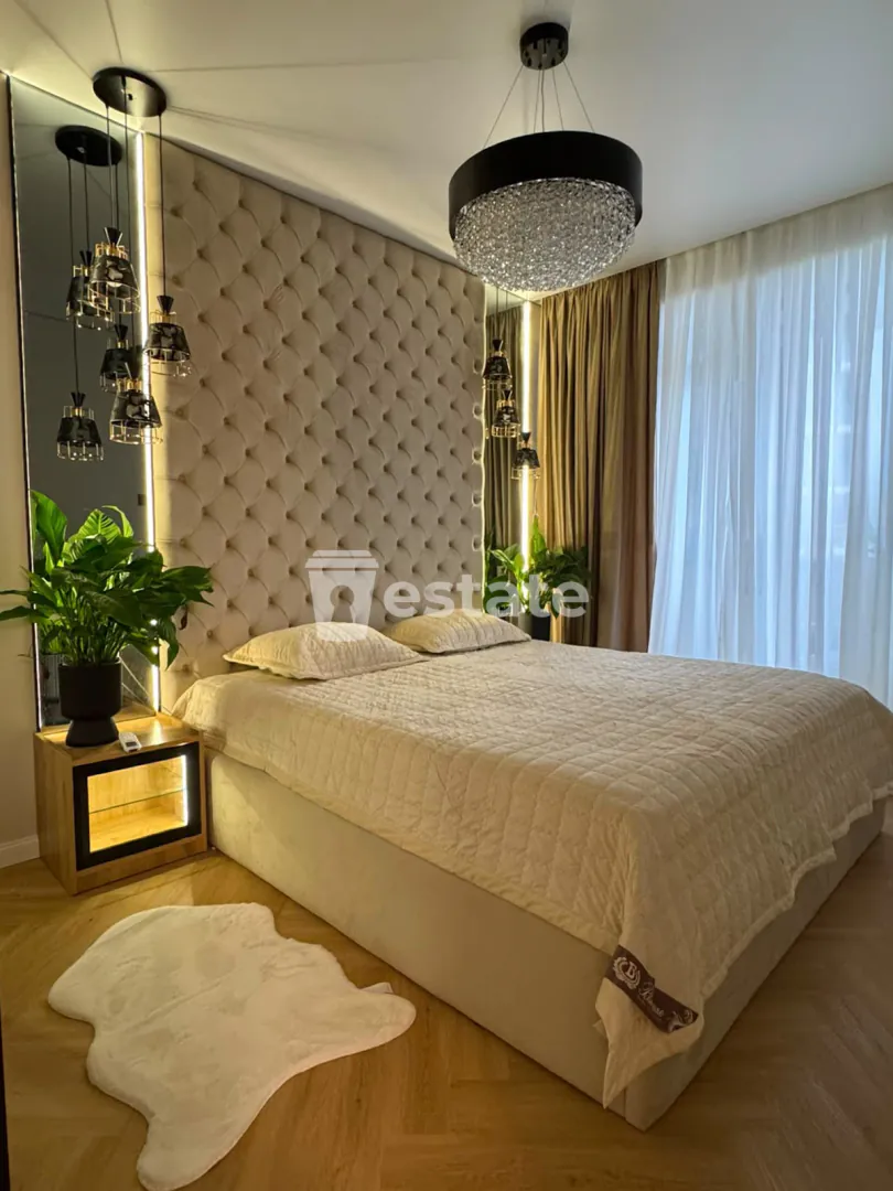 Selling a stylish 2+1 apartment on Heroes Alley — photo 4
