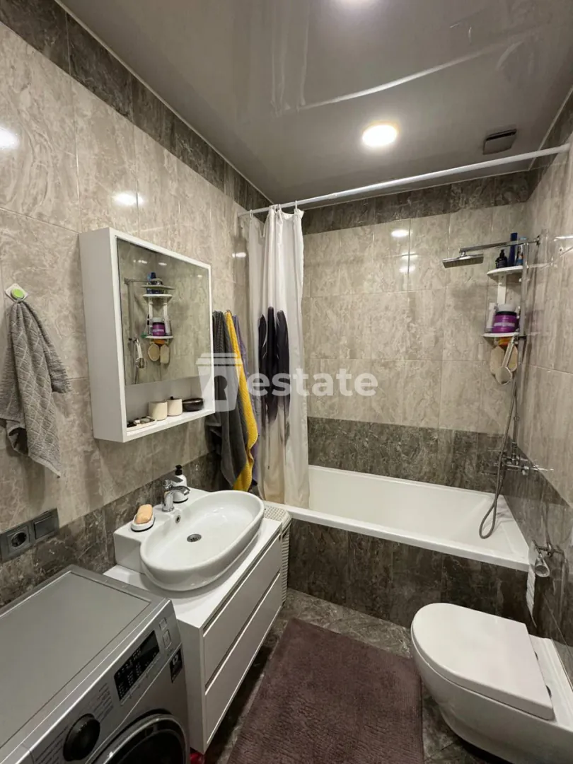 Selling comfortable 2+1 near Batumi Mall — photo 8