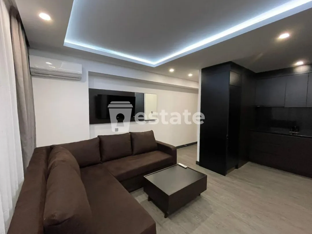 Renting out a modern 1+1 on New Boulevard — photo 2