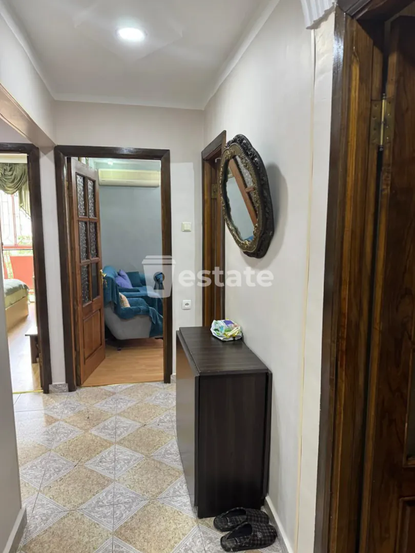 Spacious 2+1 apartment for rent in Batumi center — photo 9