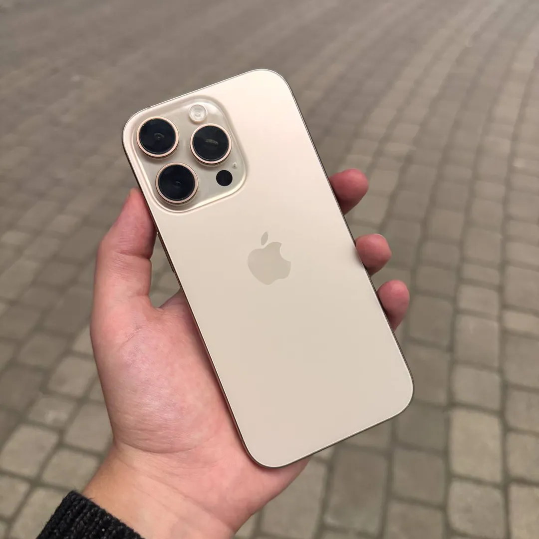 iphone-16-pro-locked
