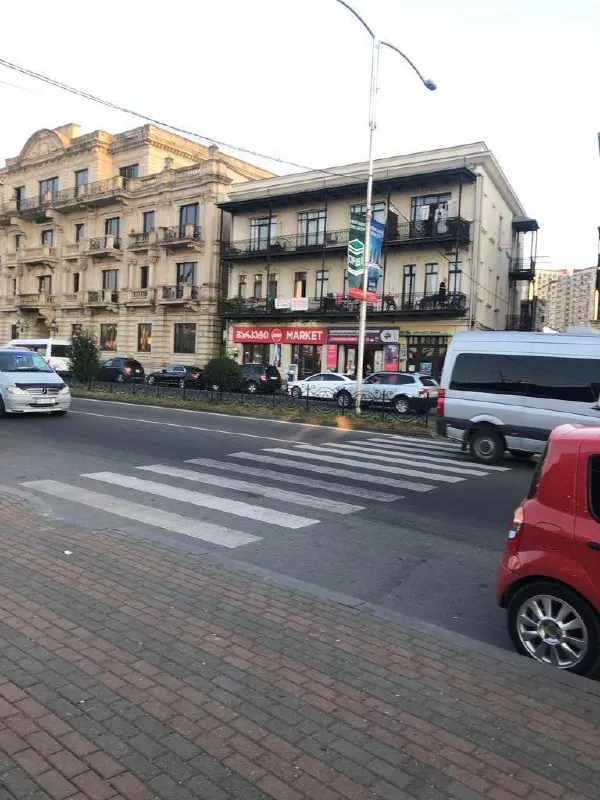 Квартира 2+1 в Старом Батуми — фото 2