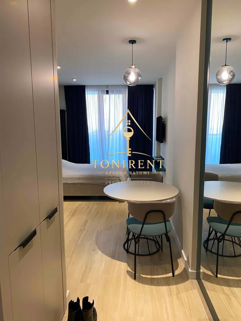 Студия NextApartments с видом на море — фото 15