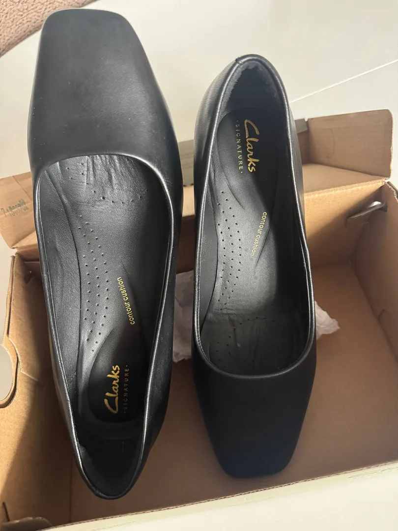 Women's pump shoes Clarks size 41 — photo 2