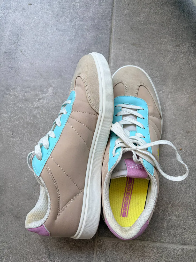 Sneakers, size 38 — photo 4