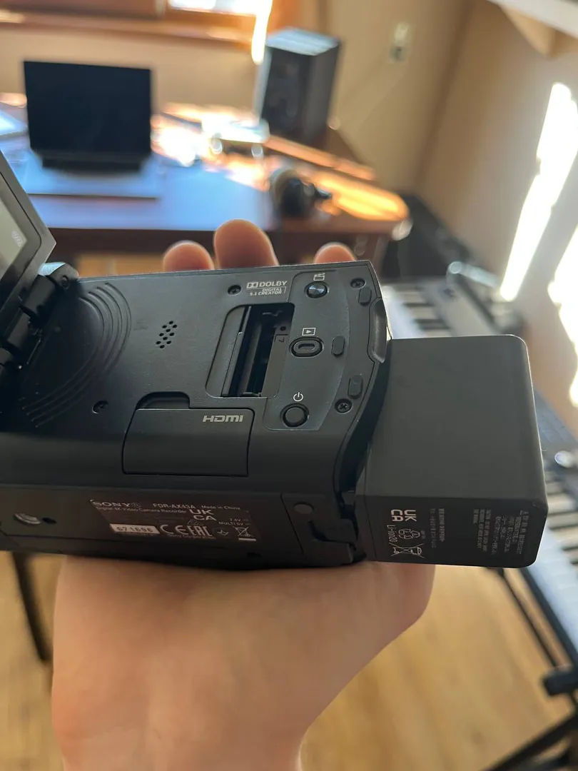 Видеокамера Sony FDR-AX43 4K — фото 6