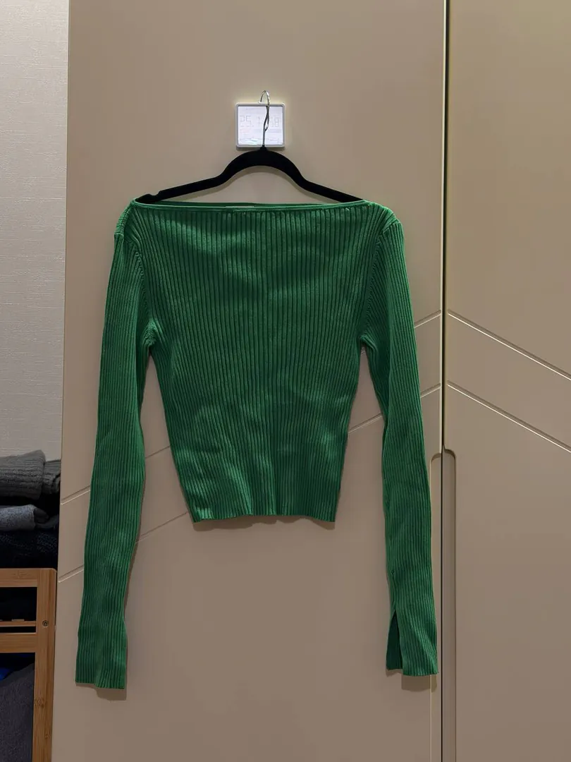 H&M Knit Tops — photo 1
