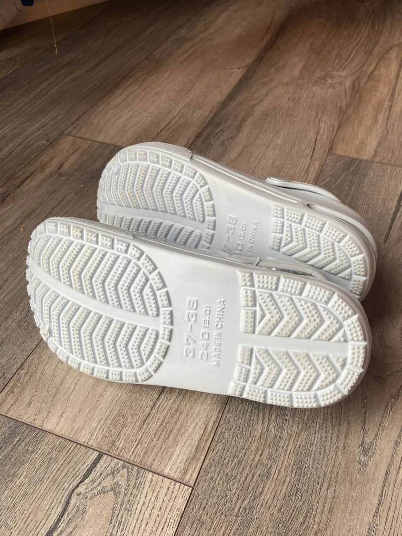 Miniso Crocs — photo 1