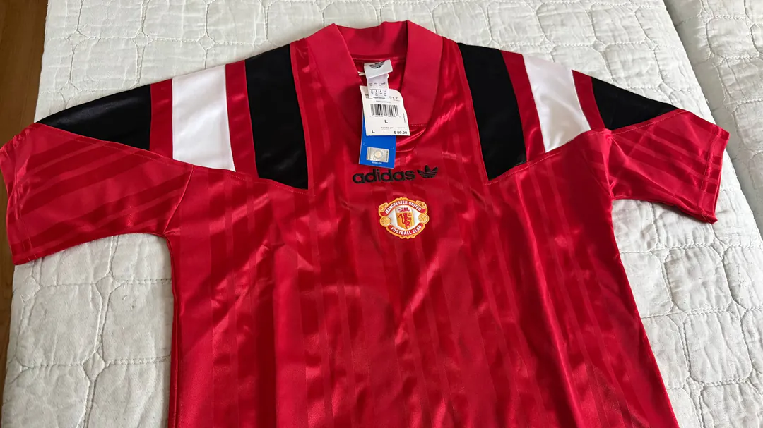 Kids' Manchester United Retro T-shirt — photo 2