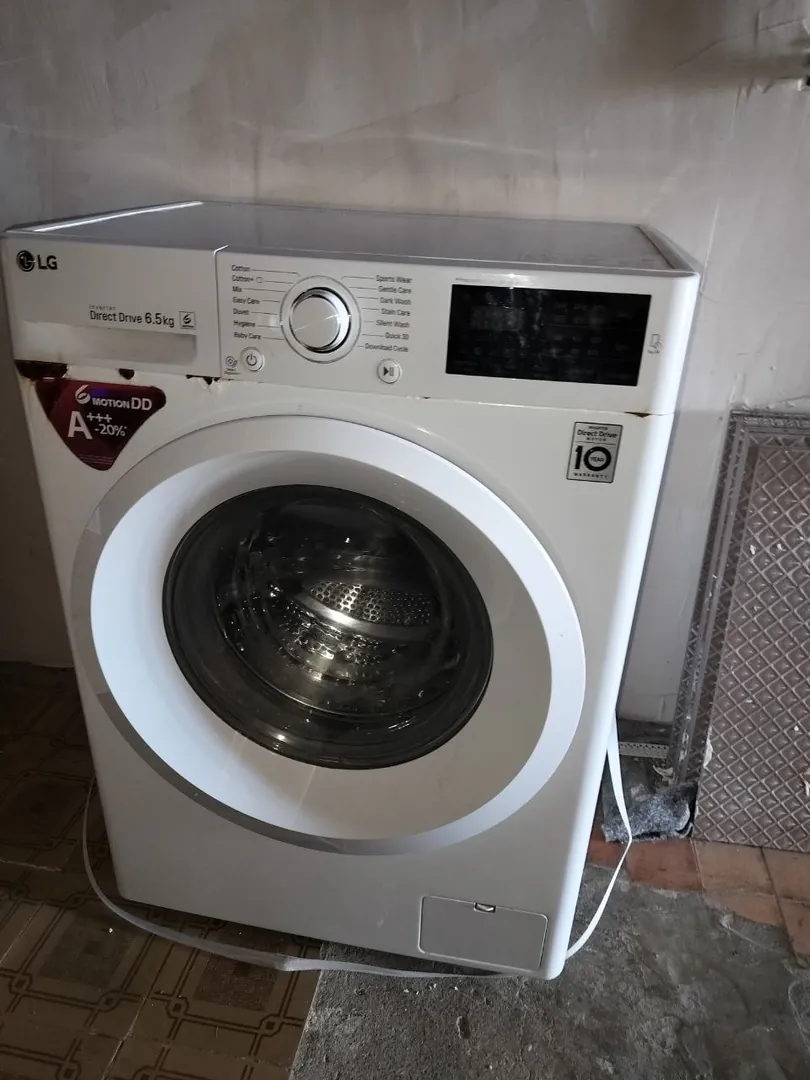 Стиральная машина LG Inverter Direct Drive — фото 2