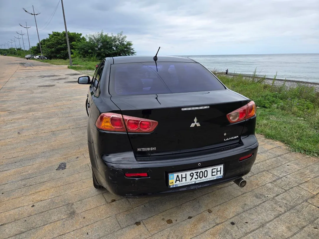Mitsubishi Lancer X 2008 — фото 1