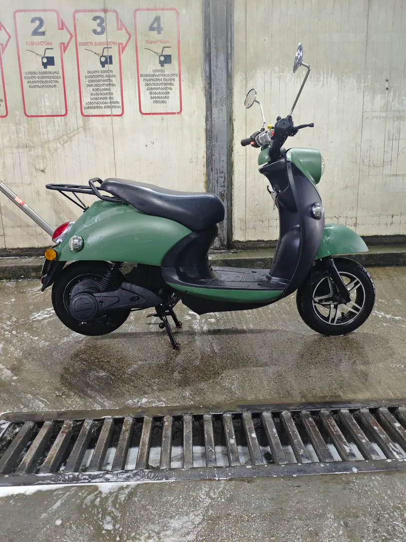 UNU Electric 3KW ელექტროსკუტერი — ფოტო 4