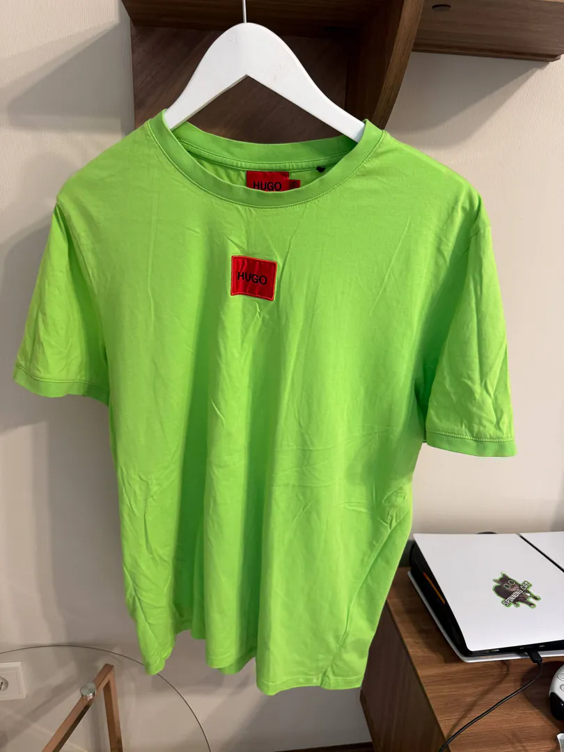 Men's Calvin Klein and HUGO Boss T-shirts — photo 7