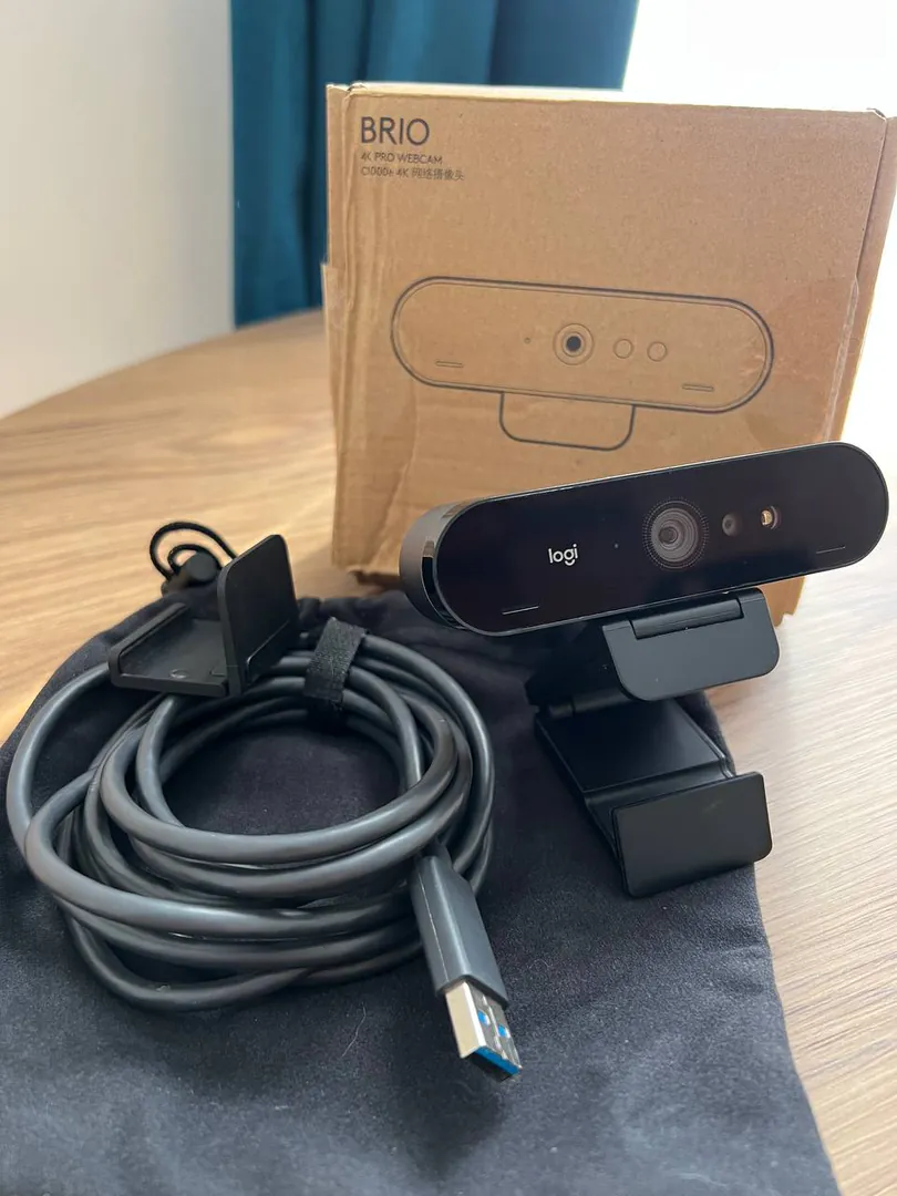 Вебкамера Logitech Brio C1000e 4K — фото 1