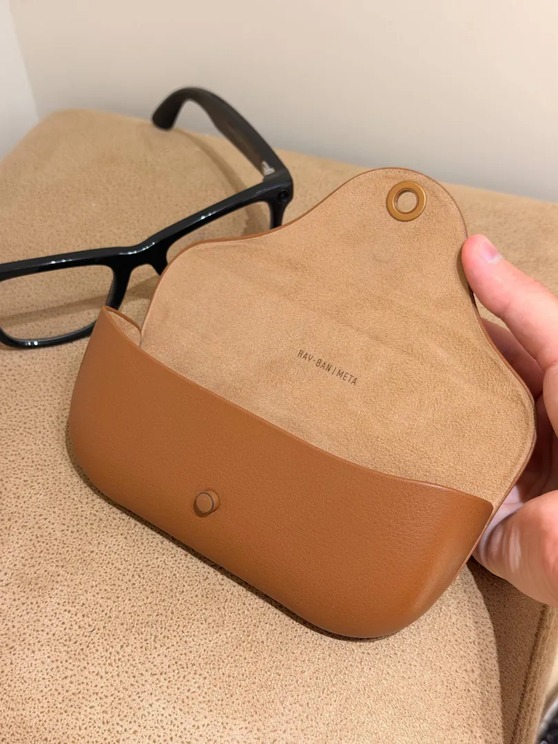 Ray-Ban Meta Glasses — photo 1