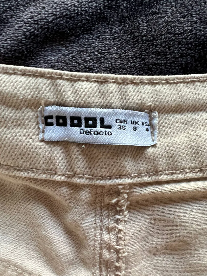 Beige DeFacto jeans — photo 1