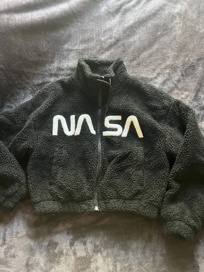 Black jacket — photo 1