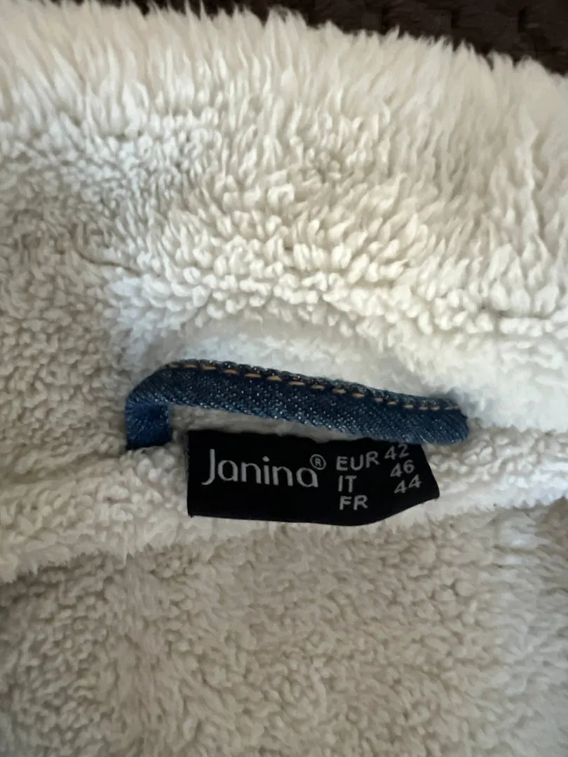 Warm denim jacket — photo 3