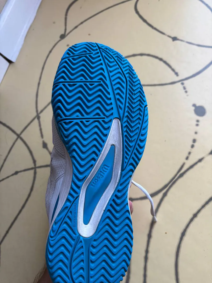 Wilson tennis shoes — photo 4