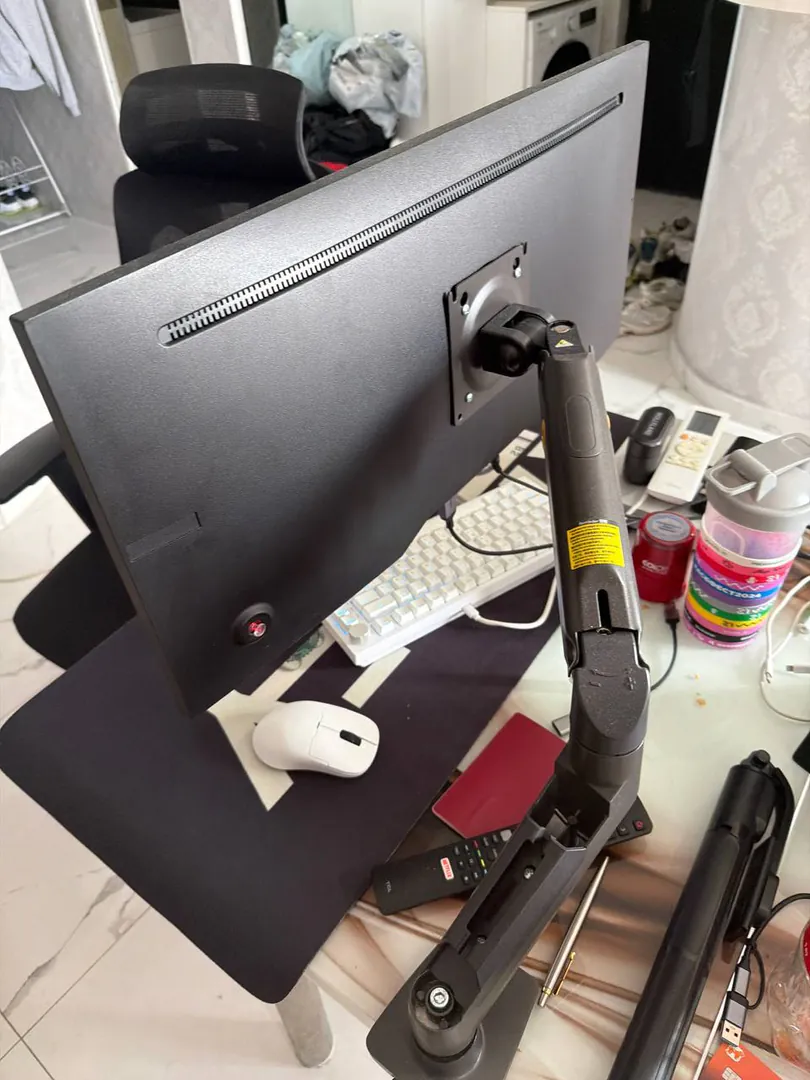Monitor mount — photo 2