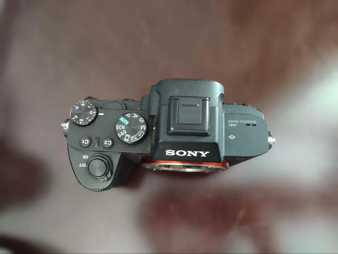 Sony A7 III კამერა (body) — ფოტო 1