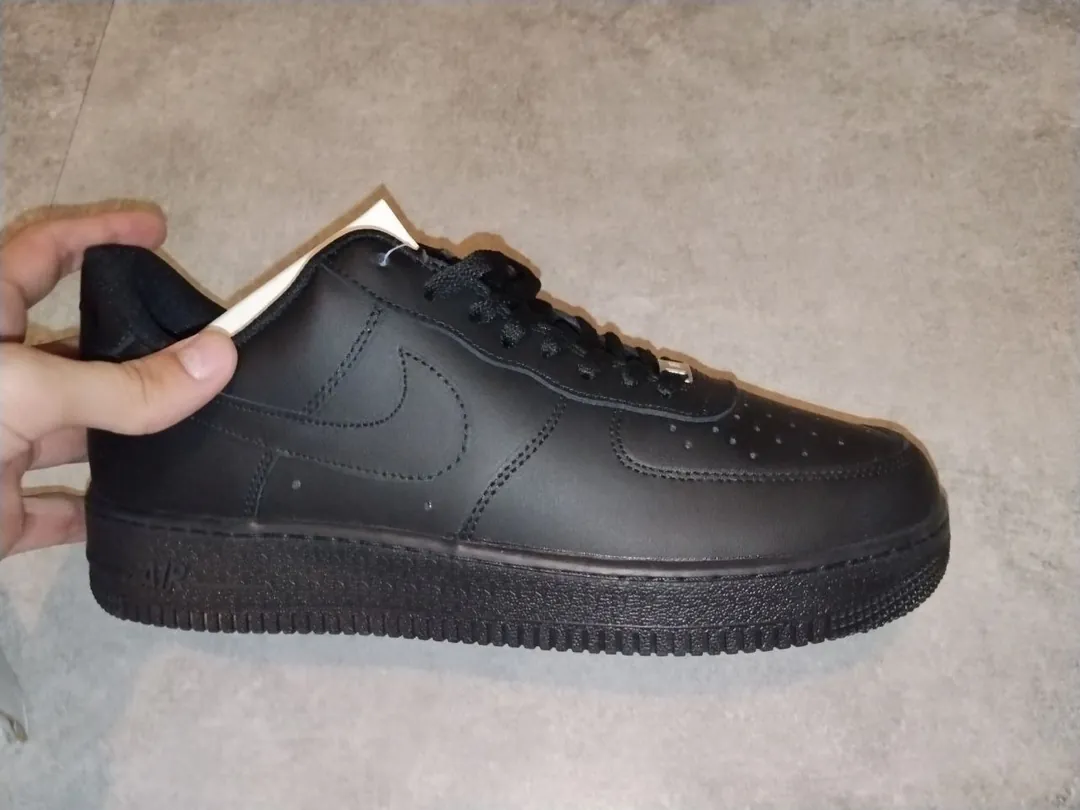 Кроссовки Nike Air Force 1 — фото 1