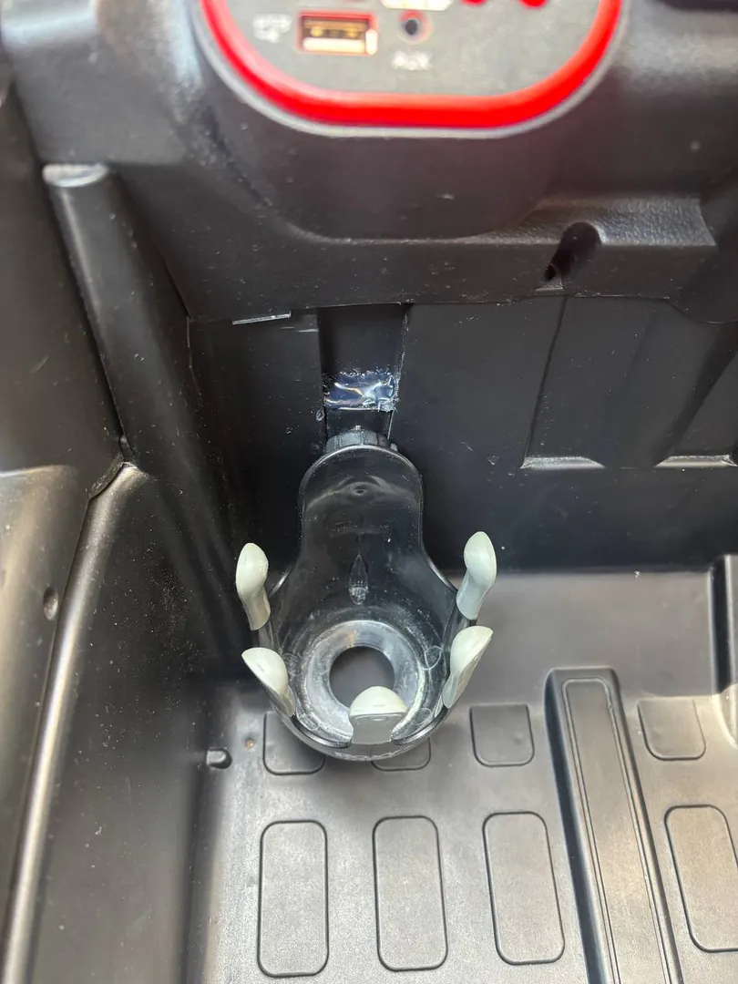 Children's electric car — photo 2
