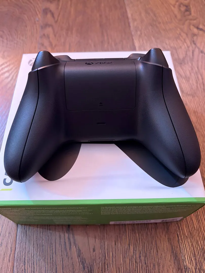Xbox Series S/X Controller — photo 1