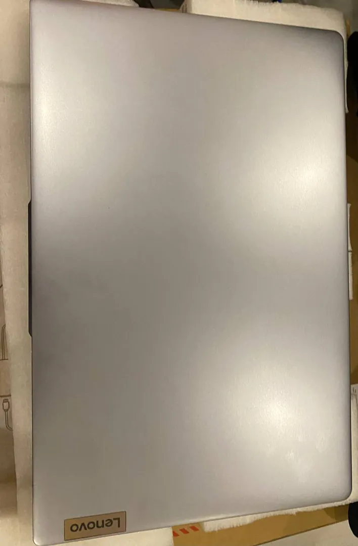 Ноутбук Lenovo IdeaPad Slim 3 — фото 1