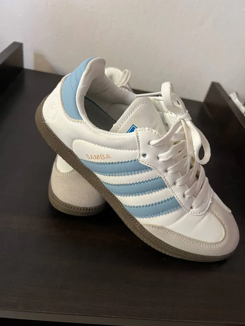 Кроссовки Adidas Samba — фото 1