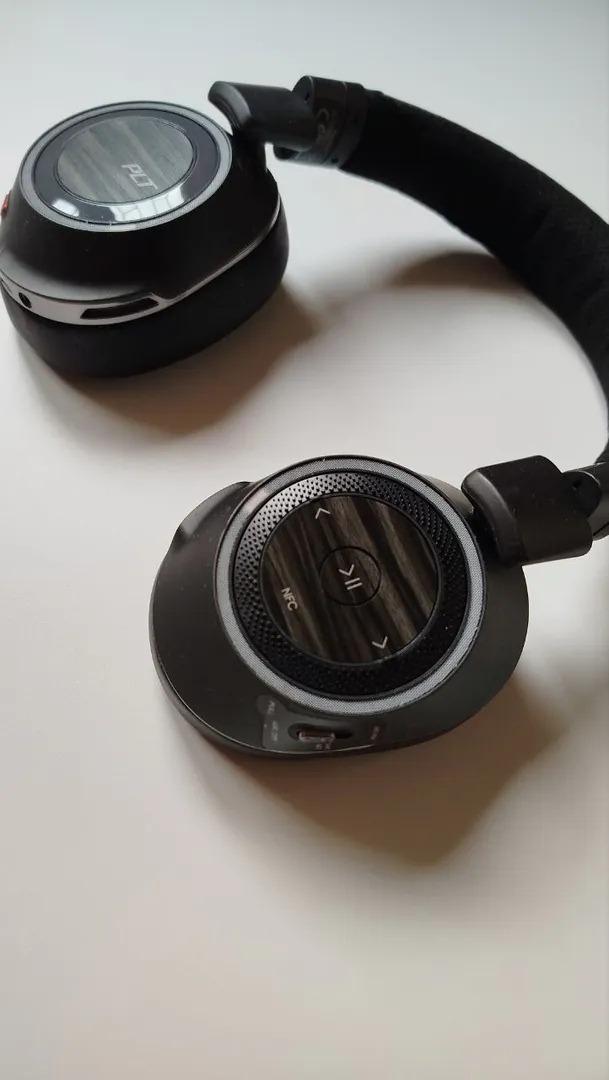 Наушники Plantronics Voyager 8200UC — фото 4